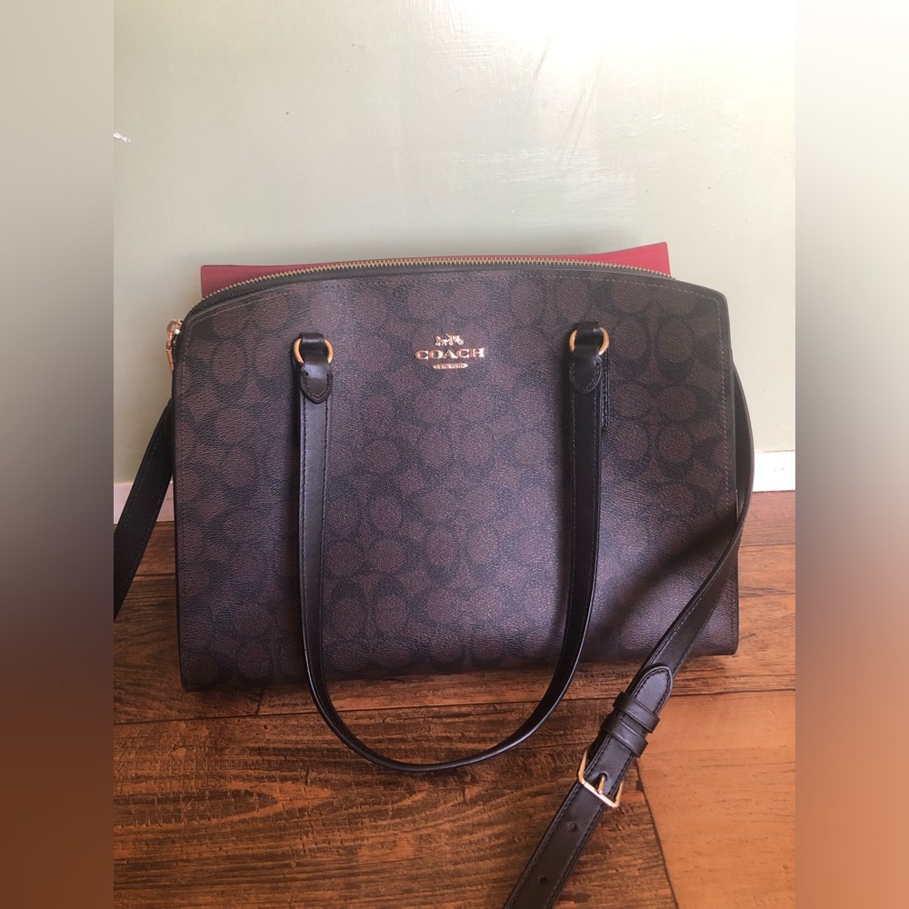 LARGE COACH BROWN BLACK SIGNATURE TATUM CARRY ALL BAG RED LINING C4075